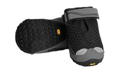 Suojatossut ryhmään