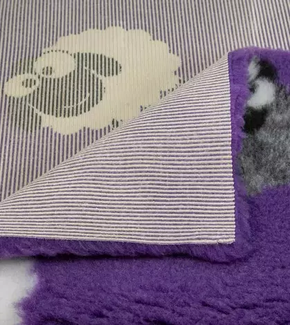 Foxy Fur karva-alusta liila lampailla 75 x 100 cm - Koiran pedit ja alustat - 2300 - 2