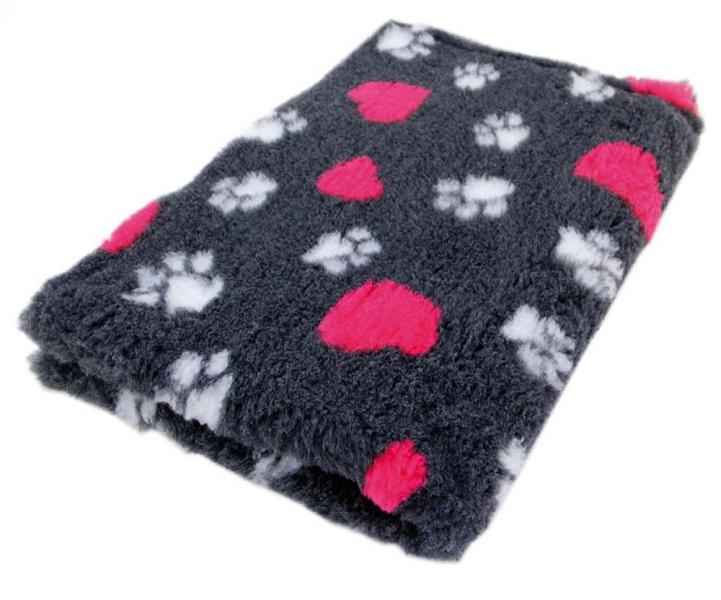 Foxy Fur karva-alusta harmaa sydämillä ja tassuilla 75 x 100 cm - Koiran pedit ja alustat - 4565 - 1